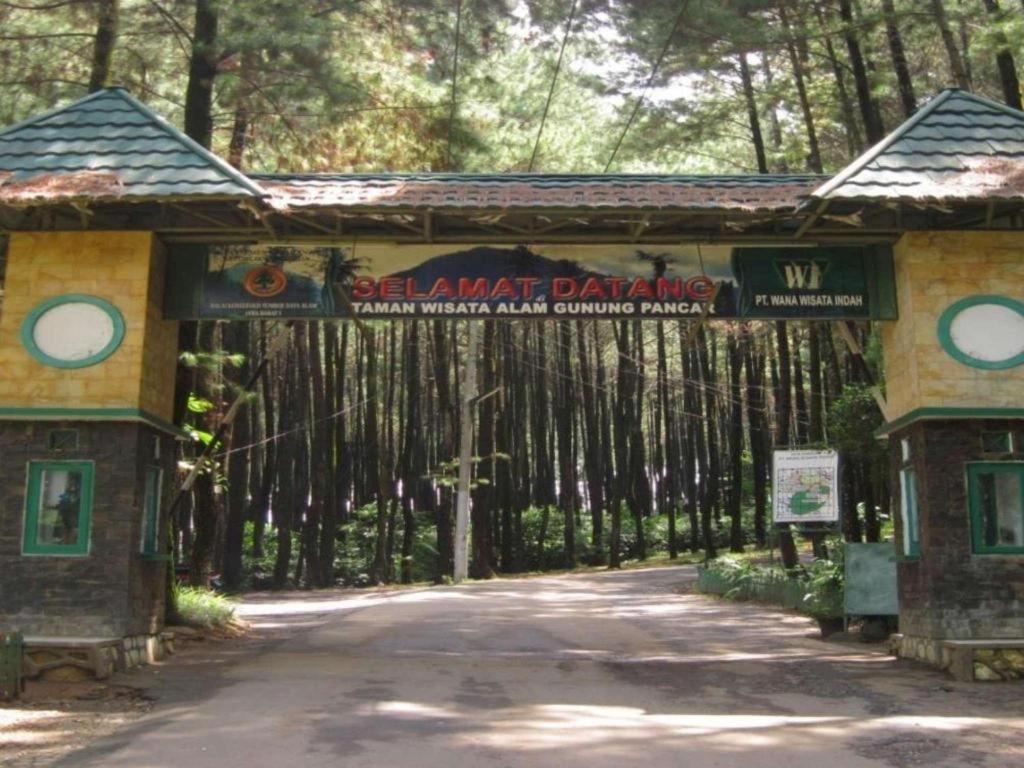 Green Wattana Hotel Sentul Bogor Zewnętrze zdjęcie