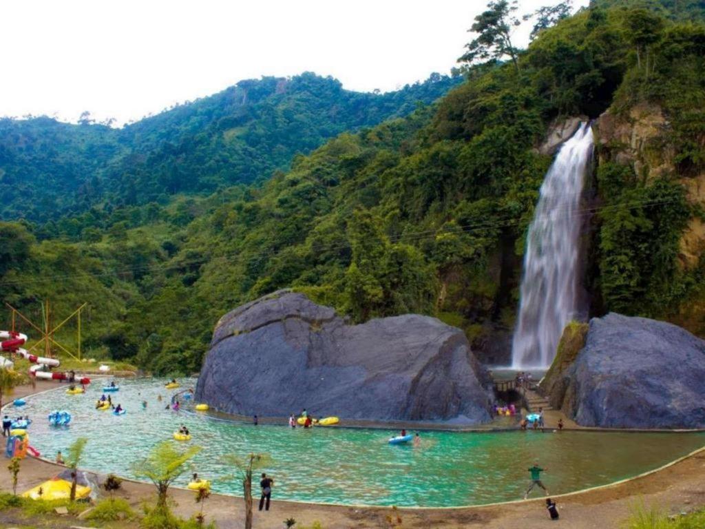 Green Wattana Hotel Sentul Bogor Zewnętrze zdjęcie