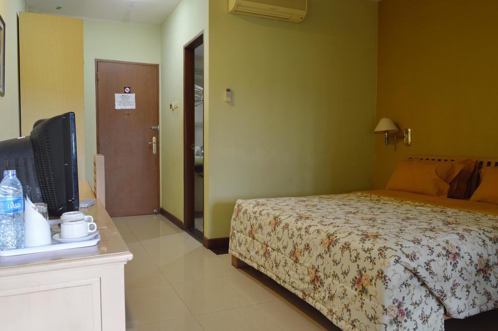 Green Wattana Hotel Sentul Bogor Zewnętrze zdjęcie