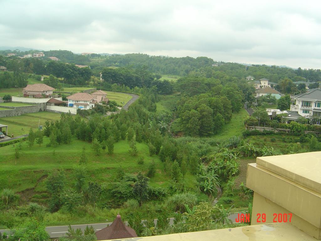 Green Wattana Hotel Sentul Bogor Zewnętrze zdjęcie