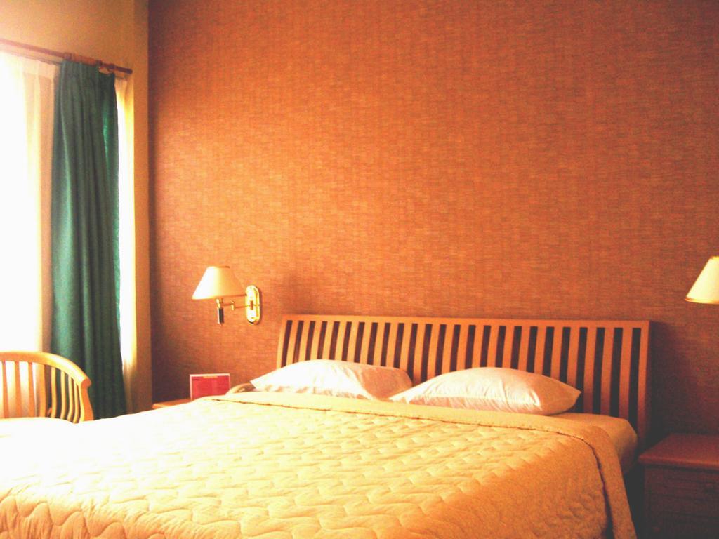 Green Wattana Hotel Sentul Bogor Zewnętrze zdjęcie