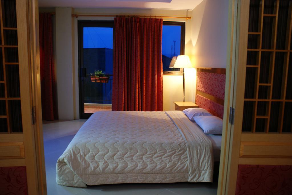 Green Wattana Hotel Sentul Bogor Zewnętrze zdjęcie